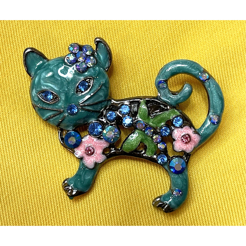 NWOT Green Cat Kitten Brooch Lapel Pin Enamel Rhinestone Crystal Flower Floral